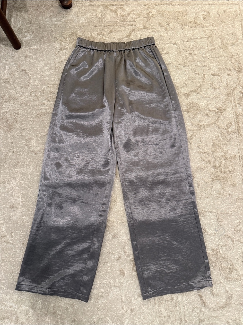 Wide-Leg Satin Pants in Charcoal Gray — Women's Wide Leg Cropped